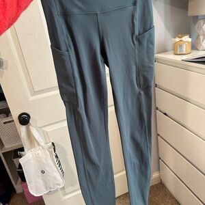 olive green lululemon leggings size 2